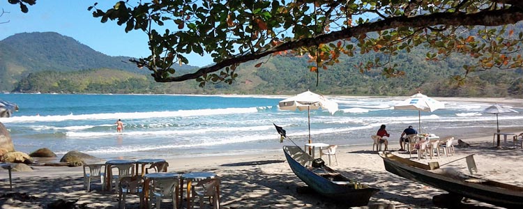 Praia de Castelhanos em Ilhabela
